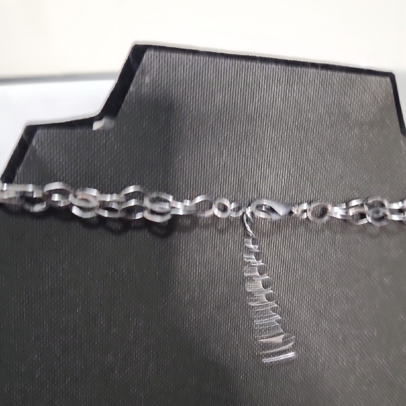 Bold Chunky Beaded Statement Necklace - Picture 4 of 6